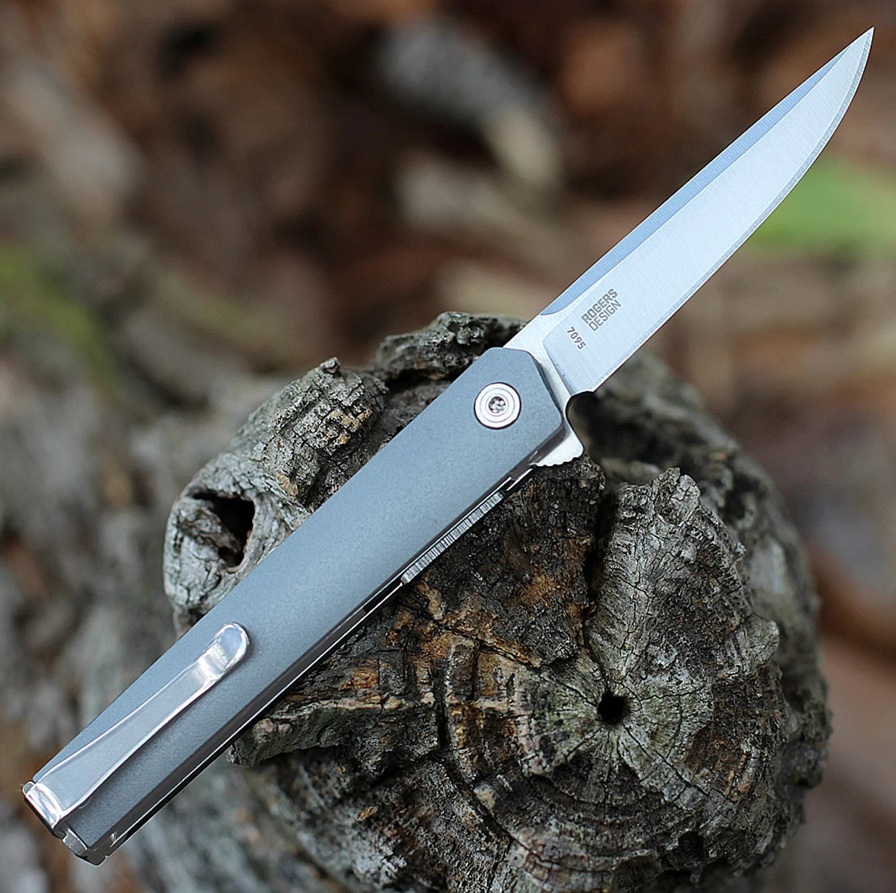 CRKT CEO Compact Flipper - Blue GRN (2.6" SS Two-Toned) 7095 2 CRKT CEO Compact Flipper - Blue GRN (2.6" SS Two-Toned) 7095 - Image 2